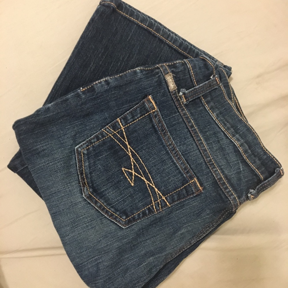 Floral patch jeans - Picture 2 of 4